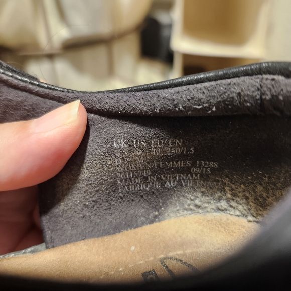 Clark's - Picture 3 of 3